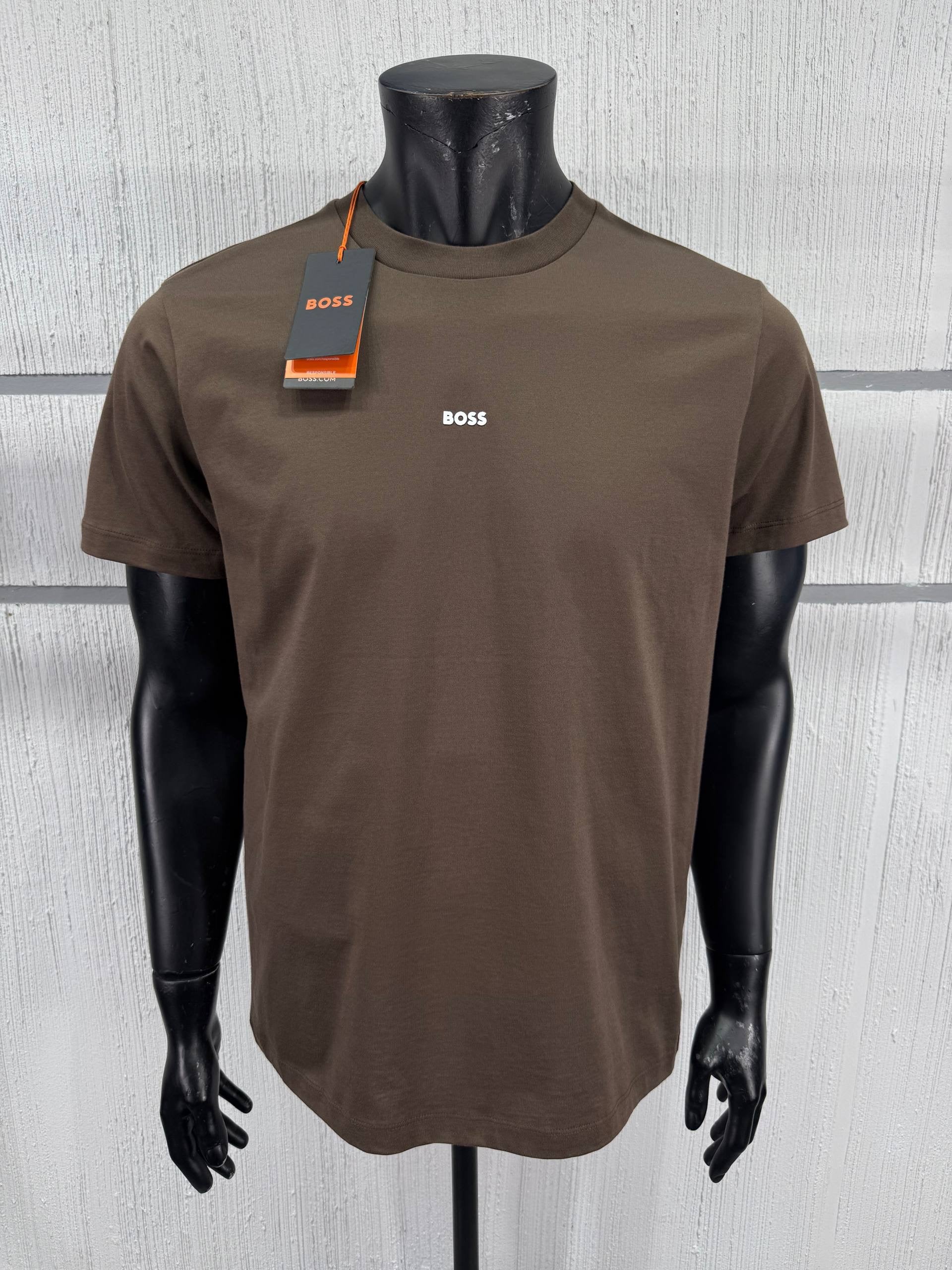 B T-shirt Brown