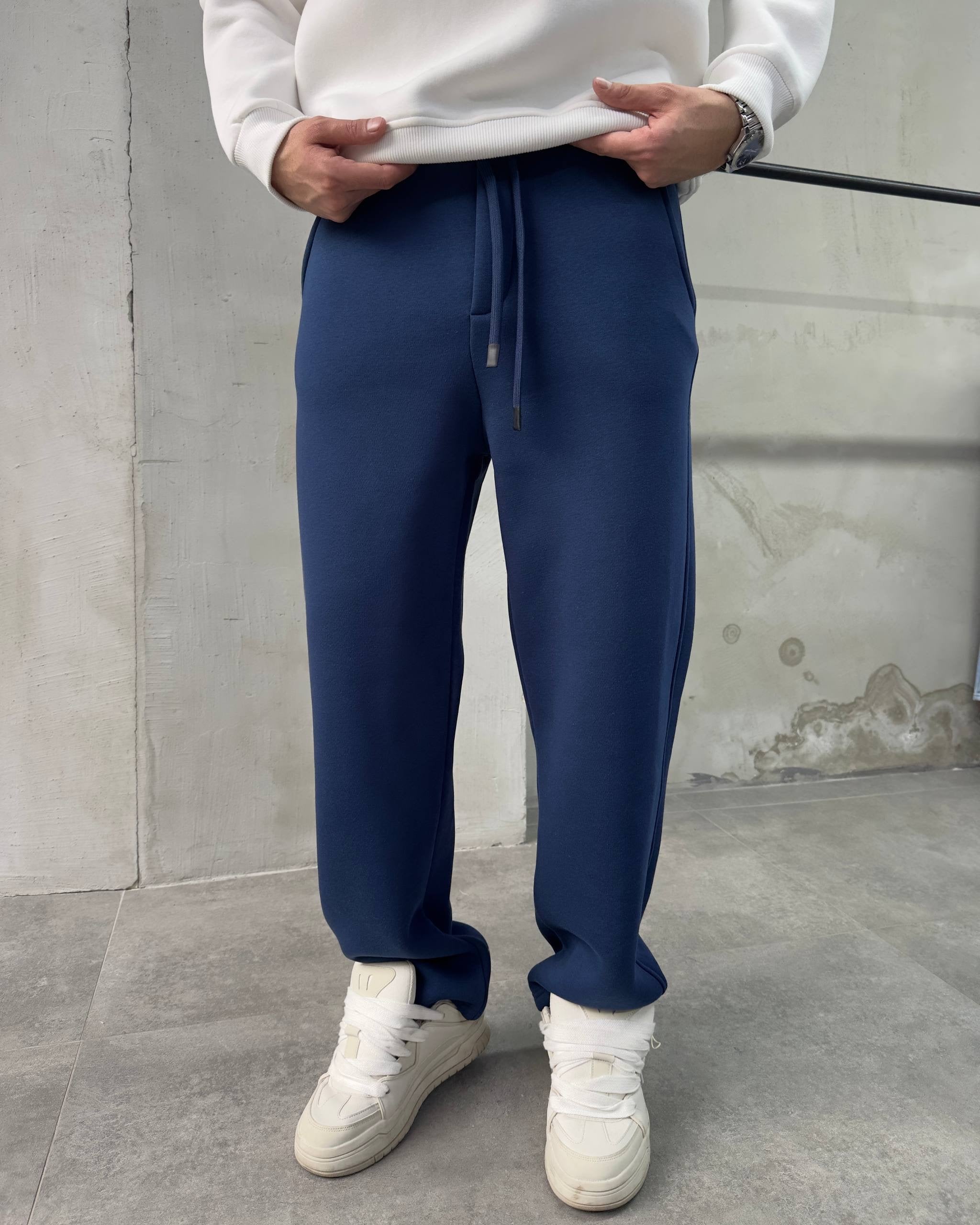 Navy sweatpant
